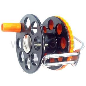 PELENGAS Катушка комбинированная с нержавеющим кронштейном с боковым выходом линя